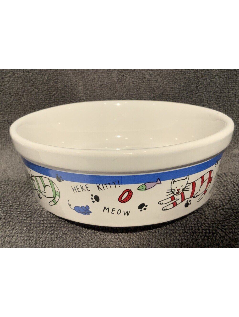 Here Kitty Ceramic Water/Food Bowl 5”D x 1.5”H